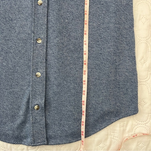 Faherty Legend Sweater Shirt Glacier Blue Twill Women’s Small - Picture 8 of 14